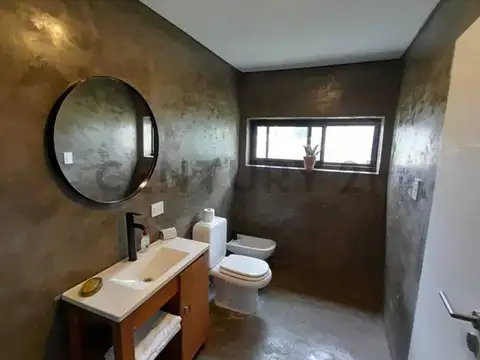 ALQUILER DE CASA 2 AMBIENTES BARRIO AREA 60 LA VICTORIA