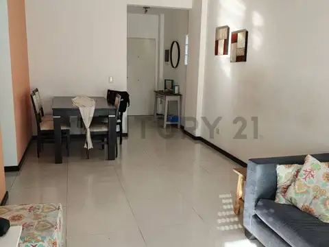 Av Nazca 2700, Piso 1