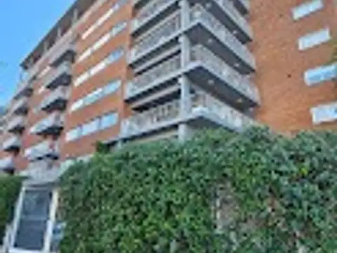 Departamento 4 ambientes en Morón Sur