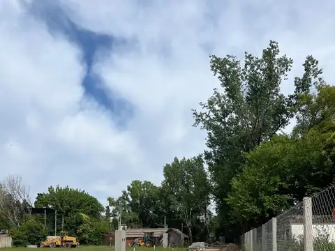 Terreno en Venta 25  mts Fondo