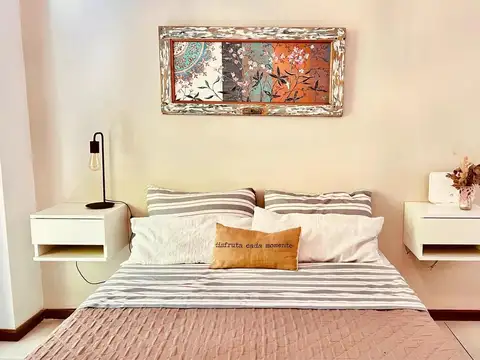 Manuela Pedraza 2200