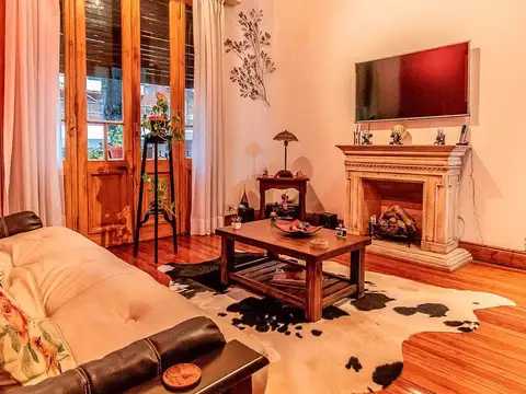 Depto Tipo Casa 4 ambientes con 2 baños