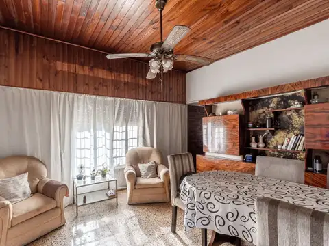 Depto Tipo Casa en Venta de 2 dormitorios