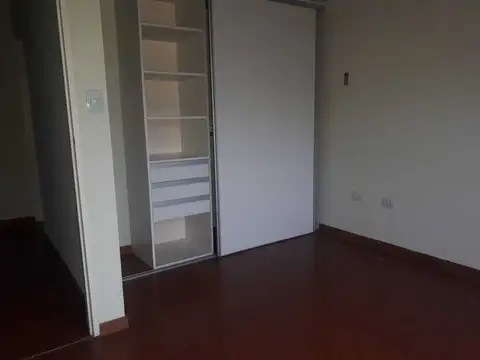 Departamento en Venta en Centro (Zarate), USD 1