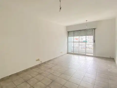 ALQUILER Departamento Monoambiente, contrafrente, electrico