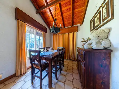 Casa en Venta con 1 cochera