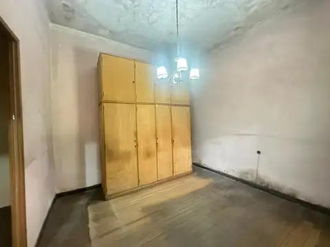 Depto Tipo Casa en Venta en Valentin Alsina, USD 42.000