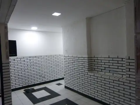 Depto Tipo Casa en Venta en Flores, USD 135.800