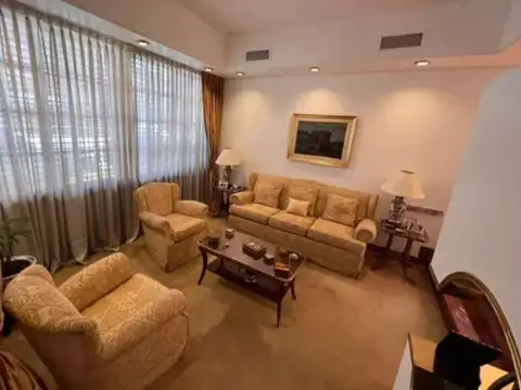 Casa en Venta en Mataderos, USD 480.000