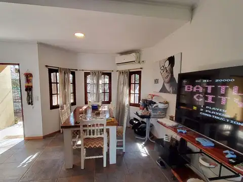 Casa 3 ambientes con 1 baño