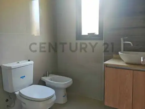 Chuquisaca 1000, Piso 0