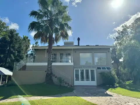 Casa en Venta al Oeste