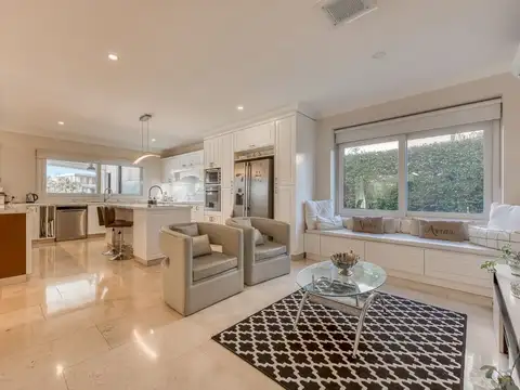 Casa en Venta al Este