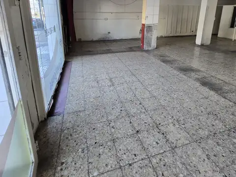 Local en Venta Via Pública