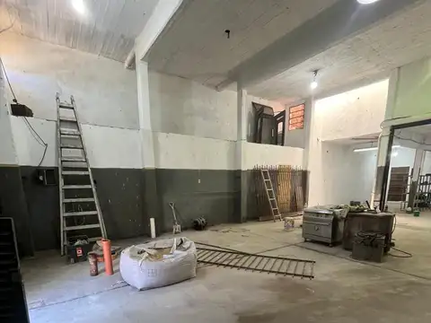 Calle Coronel Domínguez 100