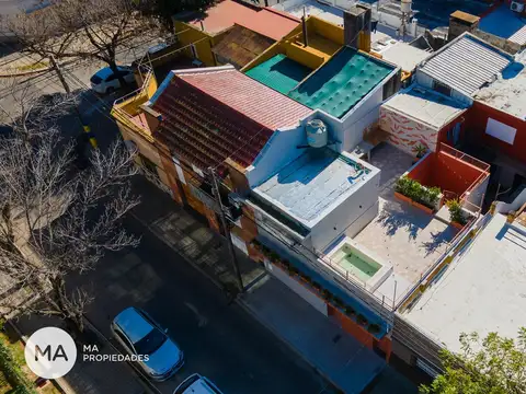 Casa 5 ambientes con 1 baño