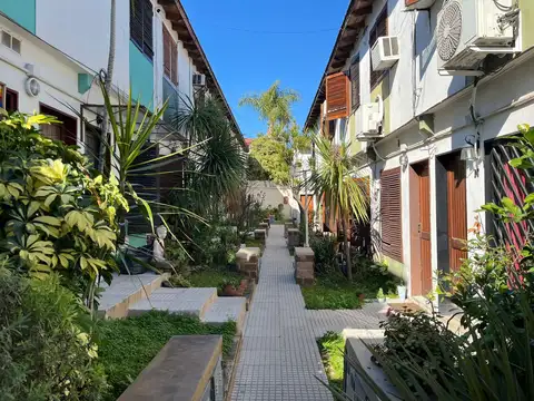 Depto Tipo Casa en Venta 15 años