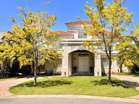 av de los lagos 5800