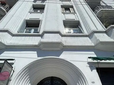 3 AMB SEMI-PISO, IMPEC EDIFICIO DE ESTILO, 70 MTS, UBICACION IDEAL P. RECOMENDAR INVERSION BAJ EXP