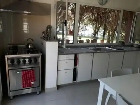 Casa en Venta en Manuel Alberti, USD 175.000