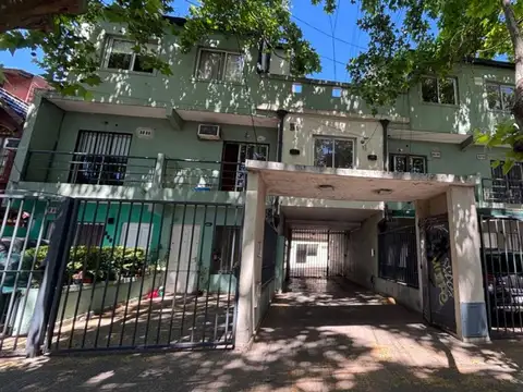 CASA DUPLEX 3 AMBIENTES, MERLO CENTRO