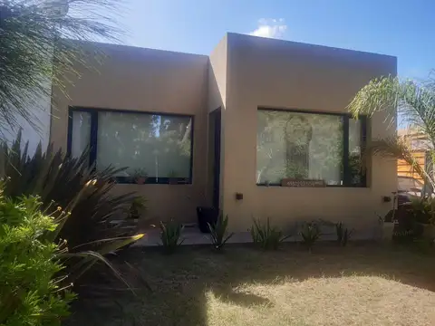 Casa en Country Villa Gesell - Barrio Hipocampo