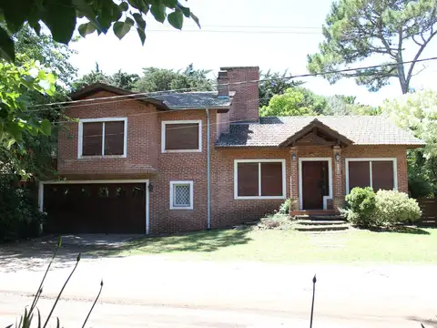 calle 305 num. 640 barrio norte villa gesell