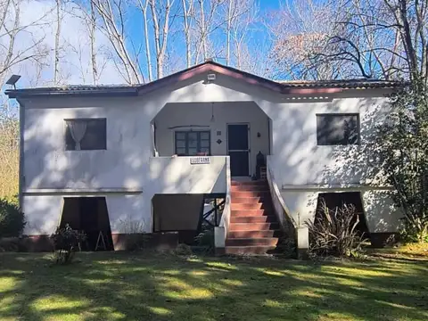 Casa 3 ambientes con 1 baño