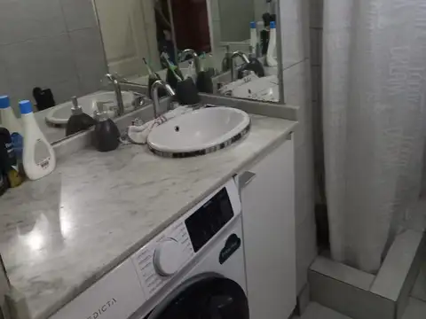 Galpon con Dpto-.290m2-Tolosa 8 e/ 529 y 530-La Plata-Venta