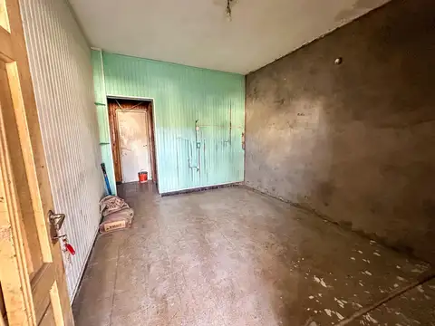 Casa 5 ambientes con 1 baño