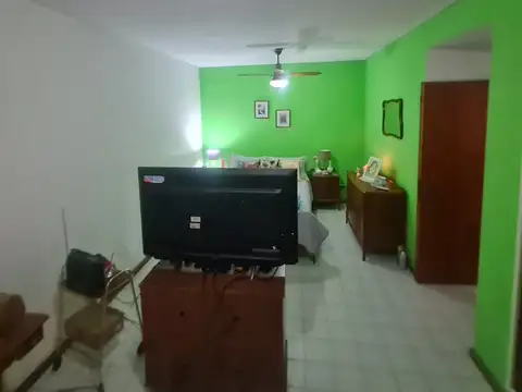 Depto Tipo Casa 3 ambientes con 2 baños