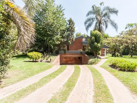 Casa en Venta en Country El Paraíso, USD 270.000