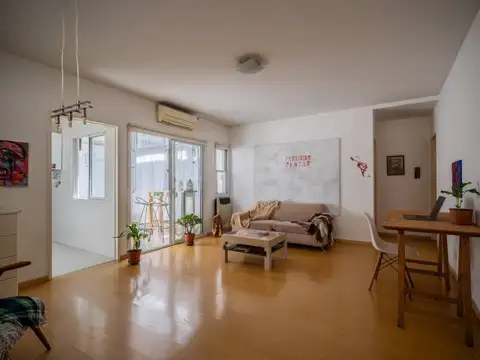 Beláustegui 700 , Piso 1