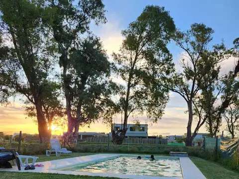Casa en venta, Piscina en Pilar del Este, Santa Emilia