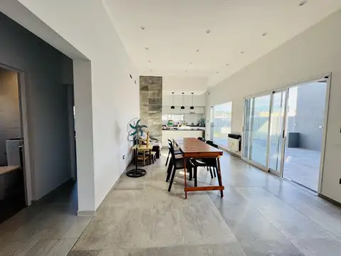 Casa en Venta en Funes, USD 249.000