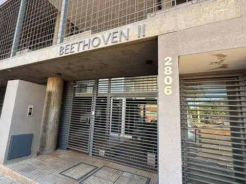 MONOAMBIENTE EN VENTA EN BEETHOVEN 2 A PASOS DEL CENTRO POR AV ALEM
