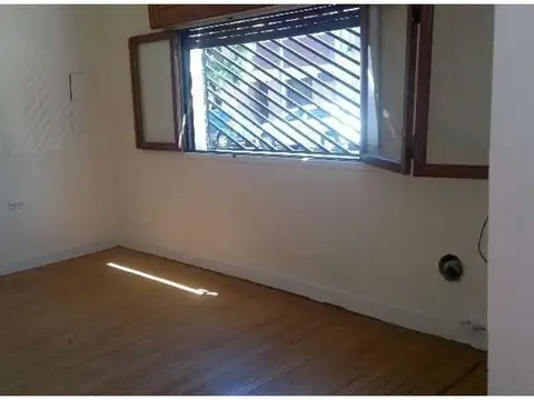 Depto Tipo Casa en Alquiler de Monoambiente