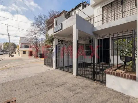Depto Tipo Casa en Venta de 5 ambientes