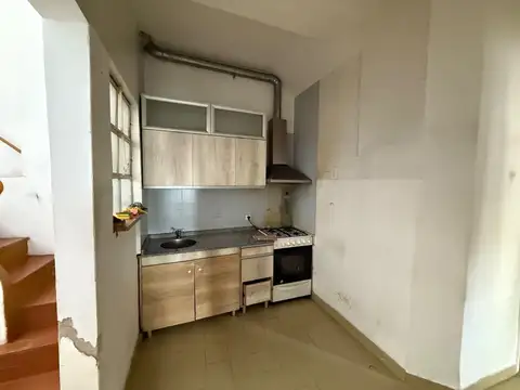 Depto Tipo Casa en Alquiler de 3 ambientes