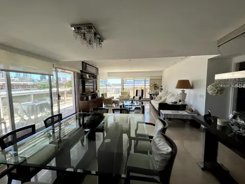 Departamento en Venta de 4 ambientes