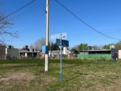 Terreno en Venta 27  mts Fondo