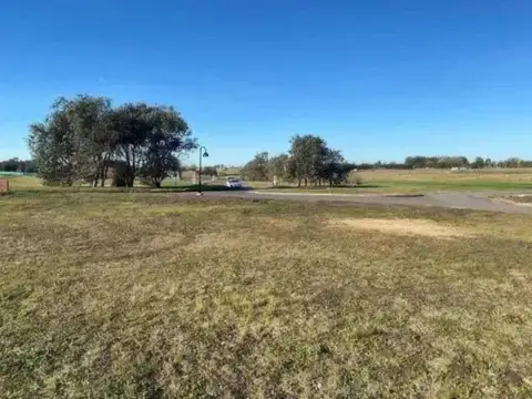 Terreno en Venta 25  mts Fondo