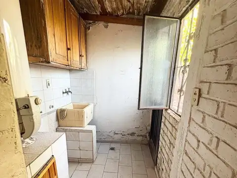 Casa 3 ambientes con 1 baño