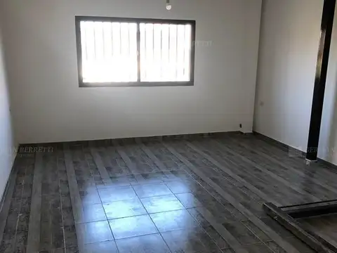 Departamento en Alquiler en Lanus Este, $ 650.000