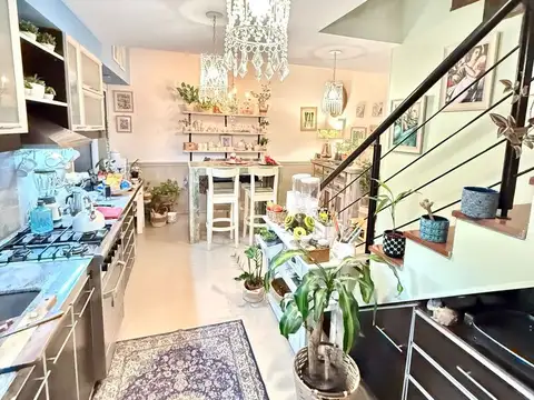 Depto Tipo Casa en Venta de 5 ambientes