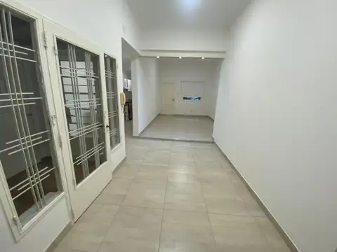 Casa en Alquiler en La Plata, $ 800.000