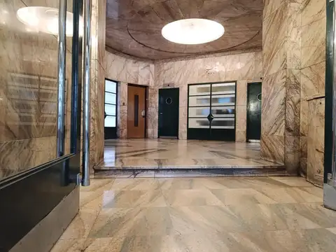 Venta. Departamento en Recoleta. Excelente edificio