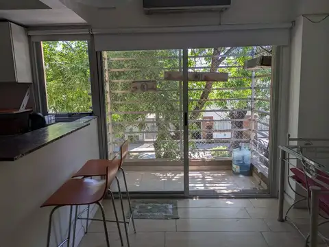 MONOAMBIENTE AMOBLADO C/ COCHERA Y BALCÓN DEVOTO