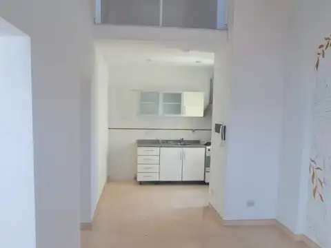 Duplex en 3º piso de 4 amb (excelente estado)