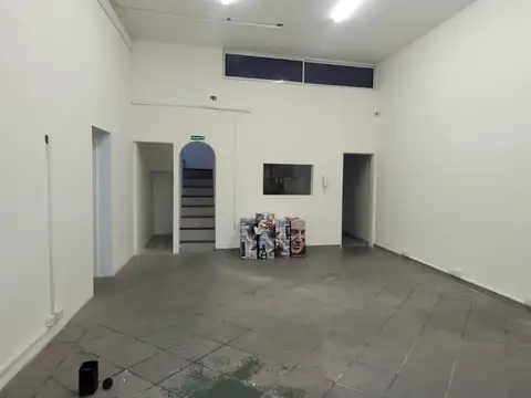 Galpon en Alquiler en Flores, $ 2.200.000